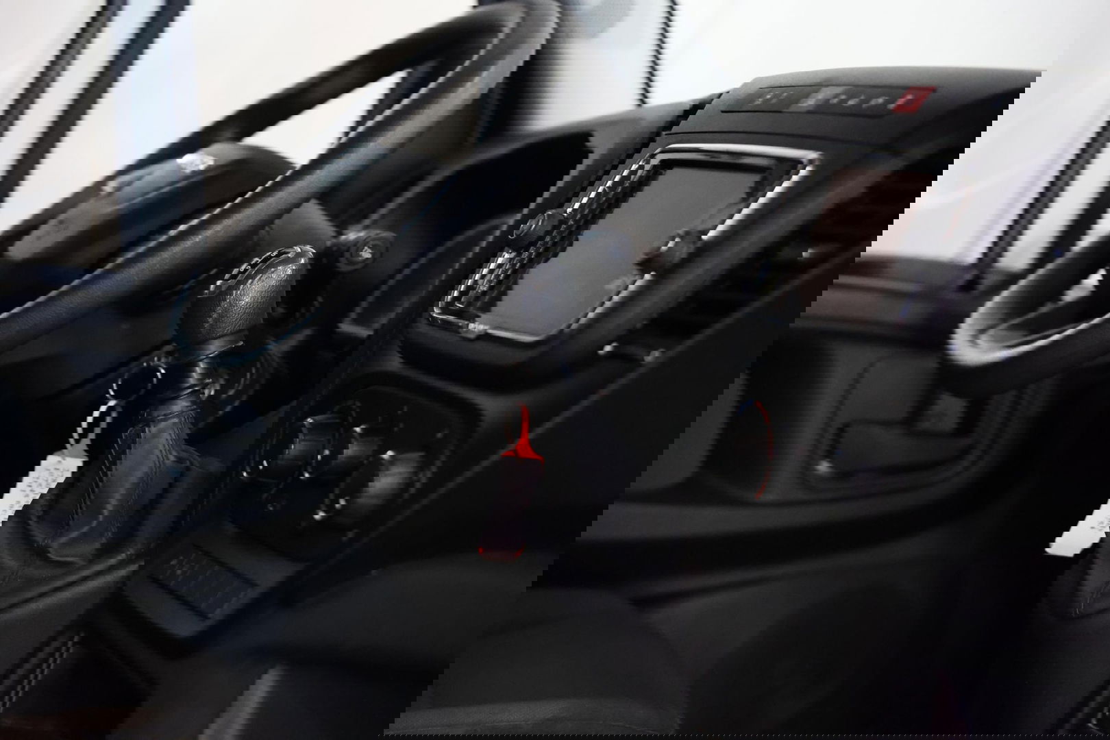 Iveco Daily 35C18HV 3.0 180PK L2H1 DUBBEL LUCHT