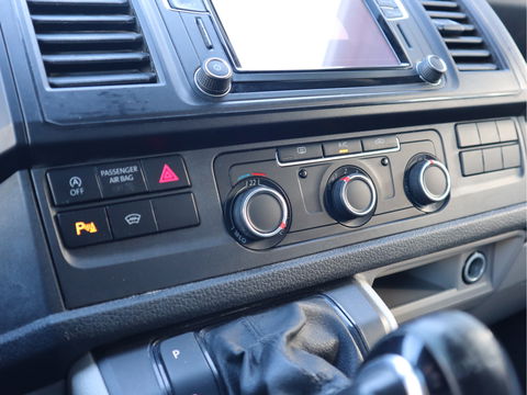 Volkswagen Transporter 2.0 TDI 150pk Euro 6 Automaat - L2 Lang - Trekhaak - Leer
