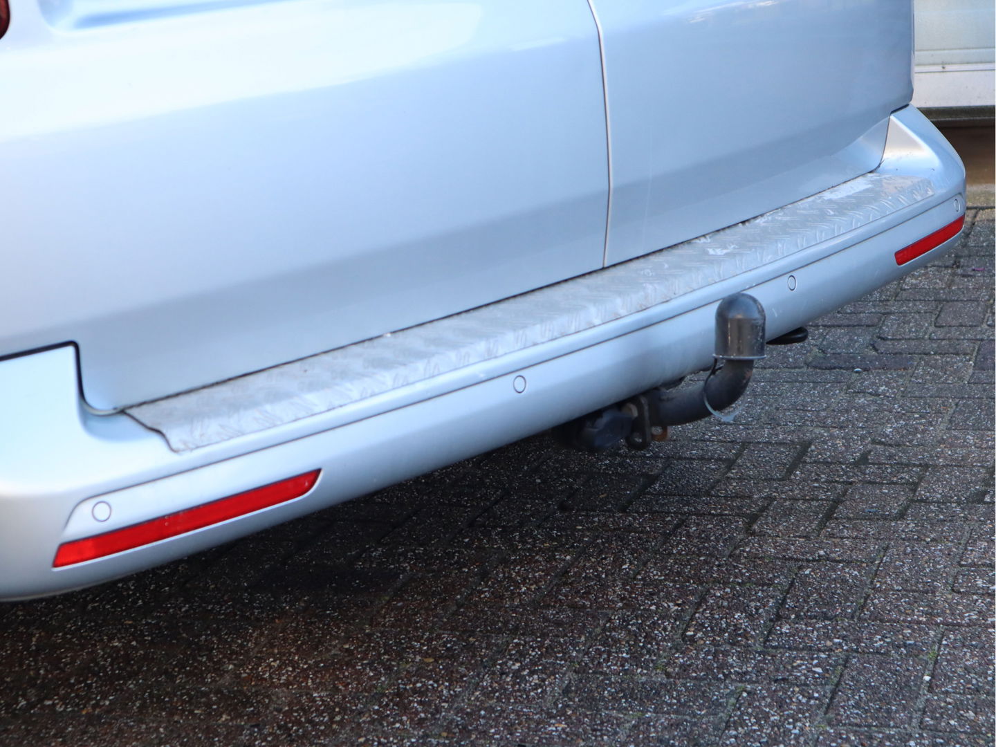 Volkswagen Transporter 2.0 TDI 150pk Euro 6 Automaat - L2 Lang - Trekhaak - Leer