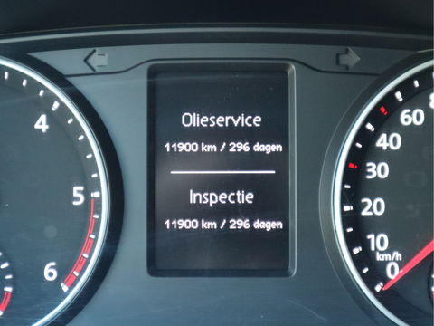 Volkswagen Transporter 2.0 TDI 150pk Euro 6 Automaat - L2 Lang - Trekhaak - Leer