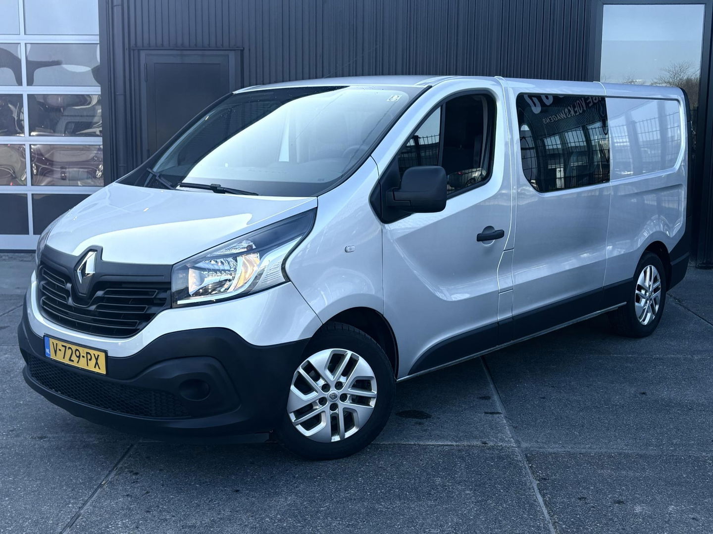Renault Trafic 1.6 dCi T29 L2H1 DC Comfort | Marge | 6-persoons | Velgen |