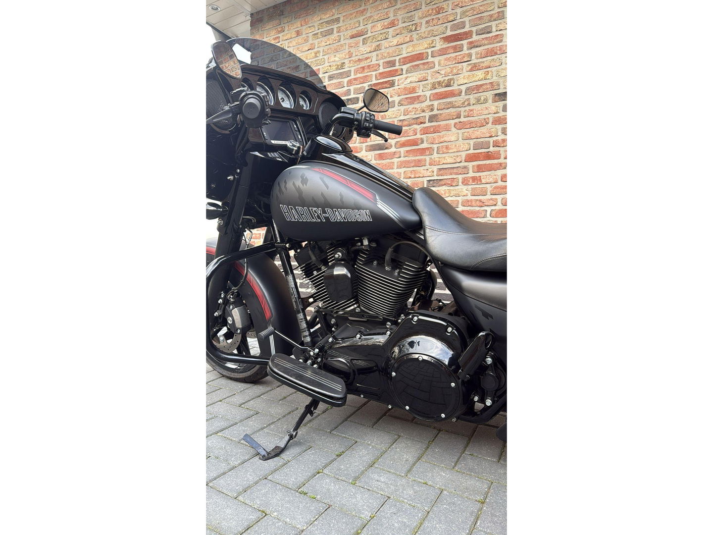 Harley Davidson 103 FLHXS Street Glide Special streetglide