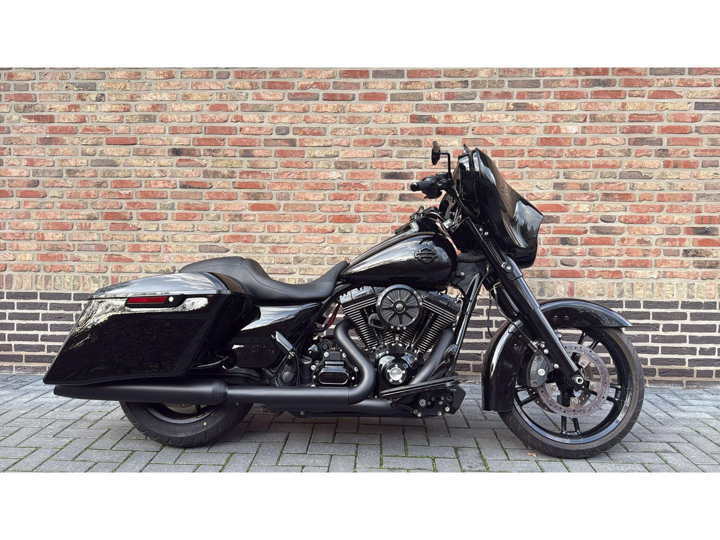 Harley Davidson 103 FLHX Street Glide CVO Blackout Streetglide