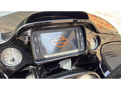 Harley Davidson 103 FLTRXS Road Glide Special Roadglide blackout