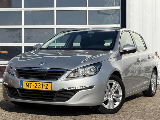 Peugeot 308 - 1.2 PureTech Active 110pk | Audio-navigatie full map | Cruise control | Electronic climate control | Lichtmetalen velgen 16" | Parkeersensor achter | Trekhaak | Dealer onderhouden!