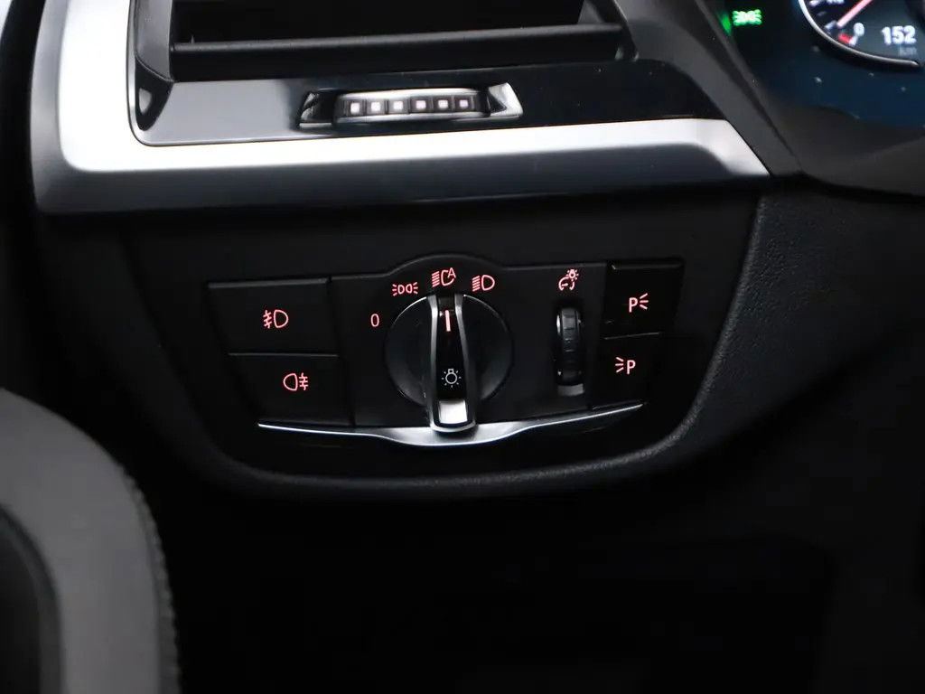 BMW X3 xDrive20i M-Sport Pano H/K 360° Leer Trekh. ACC NAP