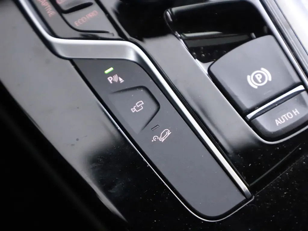 BMW X3 xDrive20i M-Sport Pano H/K 360° Leer Trekh. ACC NAP