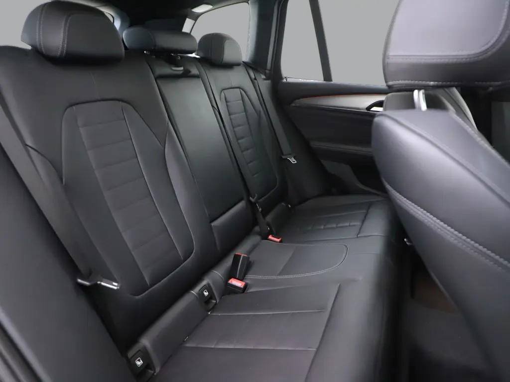 BMW X3 xDrive20i M-Sport Pano H/K 360° Leer Trekh. ACC NAP