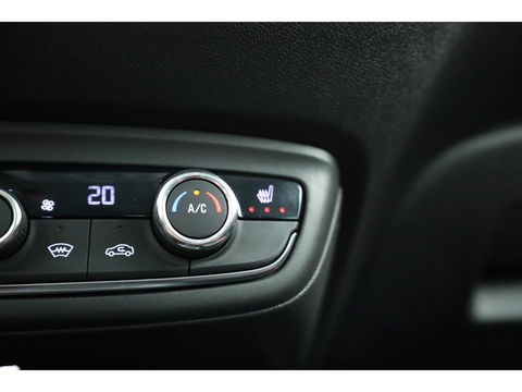 Opel Crossland 1.2 Turbo Level 4 | Winter Pack | Parkeer Pack | CarPlay | LED | 17” | All seasons | Cruise Ctrl
