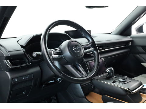 Mazda MX-30 e-SkyActiv 145 36 kWh | Navi | Adapt. Cruise | Camera | PDC | Apple CarPlay | Dodehoekdet. | Afn. Trekhaak