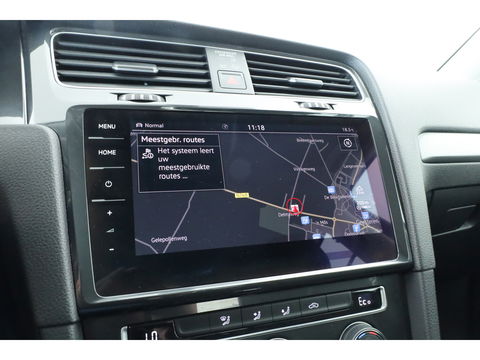 Volkswagen e-Golf | Navi | Apple CarPlay | Adapt. Cruise | PDC | Clima | 18'' | Verwarmde voorruit |