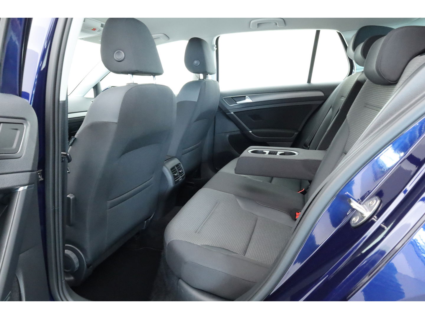 Volkswagen e-Golf | Navi | Apple CarPlay | Adapt. Cruise | PDC | Clima | 18'' | Verwarmde voorruit |