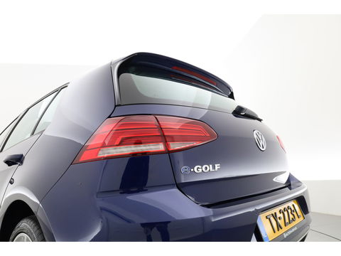 Volkswagen e-Golf | Navi | Apple CarPlay | Adapt. Cruise | PDC | Clima | 18'' | Verwarmde voorruit |