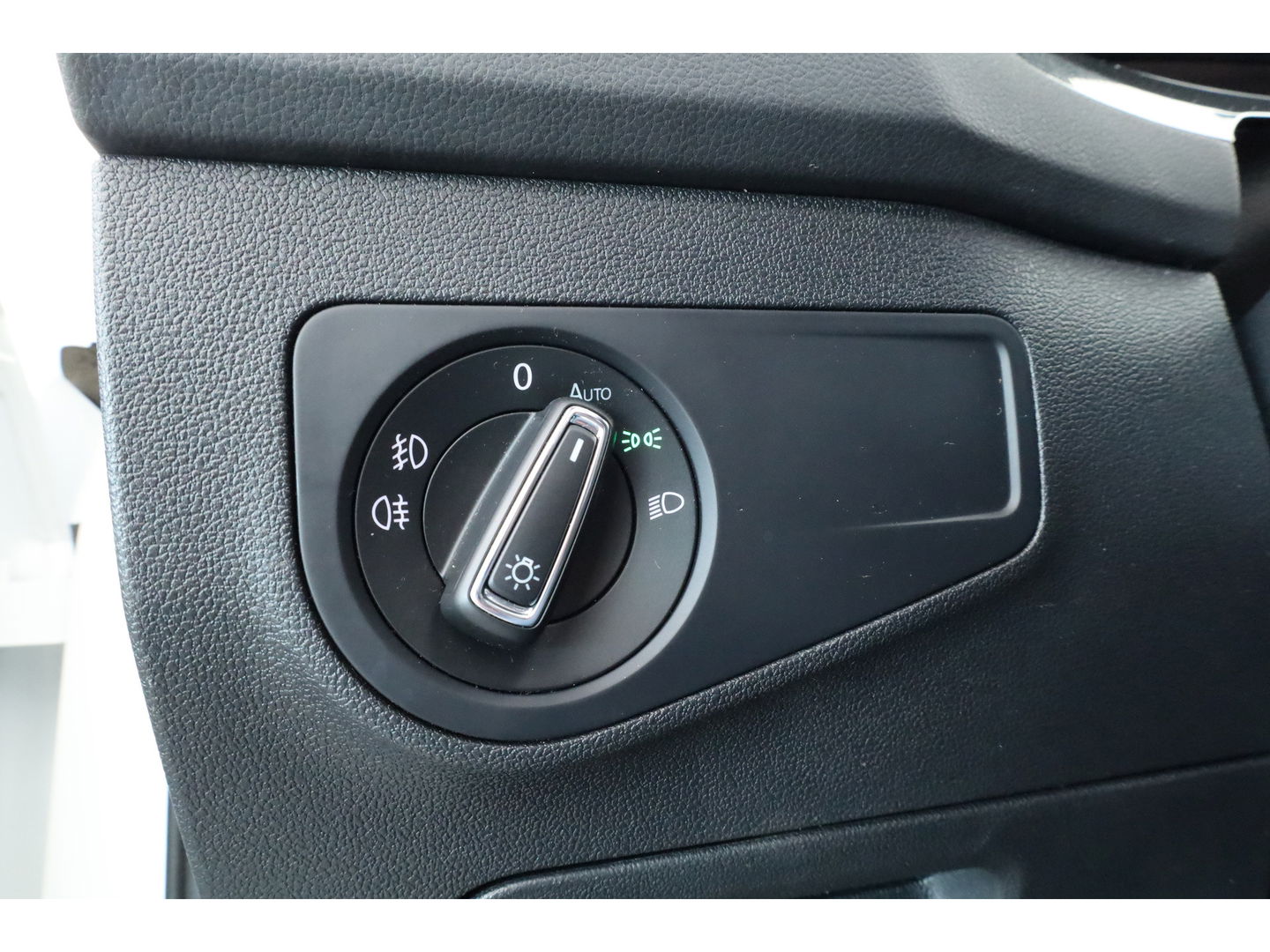 Volkswagen Tiguan 2.0 TSI 4Motion R-Line DSG 220pk! | Pano | 360cam | Elek. Trekhaak | Adapt. Cruise | Stoelverw. | 20'' | Digi. Dashboard