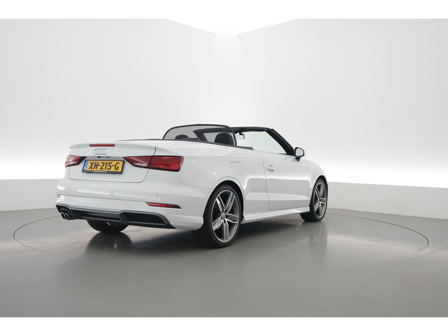 Audi A3 Cabriolet 1.5 TFSI CoD Design S-Line | Digi. Dashboard | B&O audio | Apple CarPlay | Stoelverw. | Adapt. Cruise | Camera | Keyless