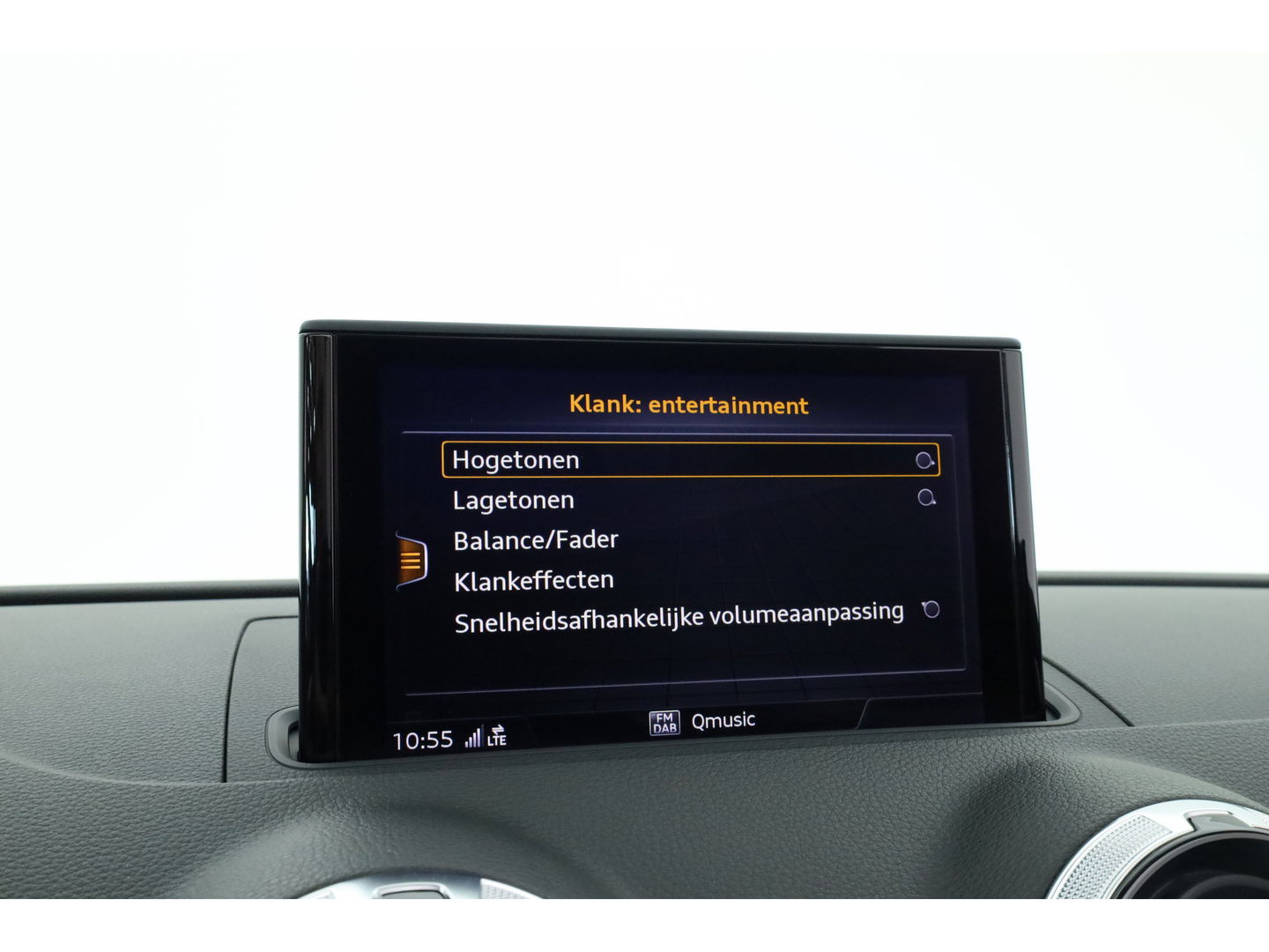 Audi A3 Cabriolet 1.5 TFSI CoD Design S-Line | Digi. Dashboard | B&O audio | Apple CarPlay | Stoelverw. | Adapt. Cruise | Camera | Keyless