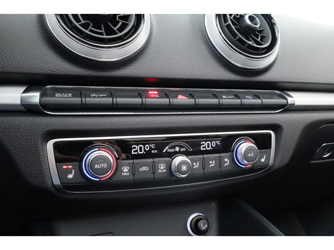 Audi A3 Cabriolet 1.5 TFSI CoD Design S-Line | Digi. Dashboard | B&O audio | Apple CarPlay | Stoelverw. | Adapt. Cruise | Camera | Keyless