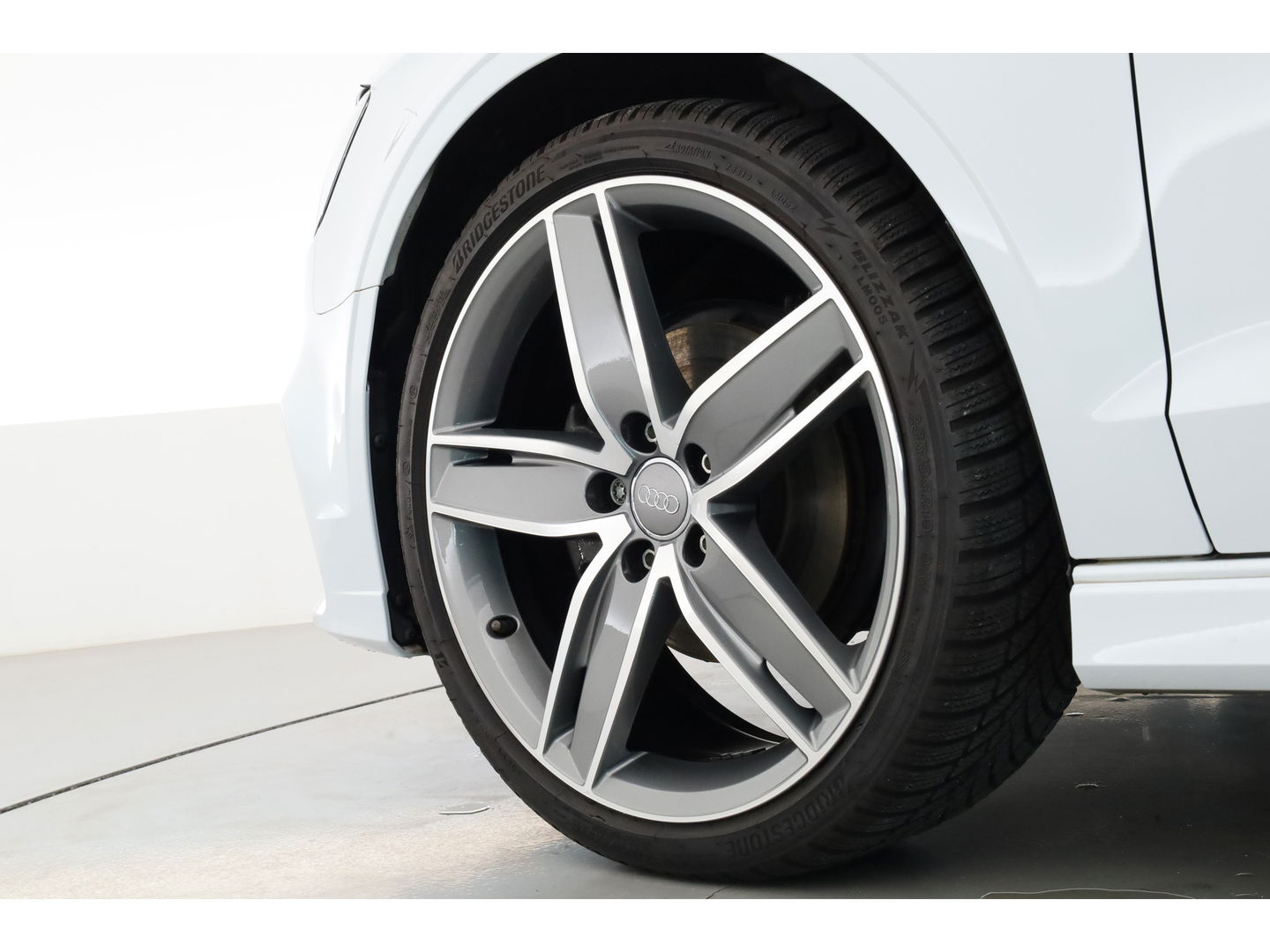 Audi A3 Cabriolet 1.5 TFSI CoD Design S-Line | Digi. Dashboard | B&O audio | Apple CarPlay | Stoelverw. | Adapt. Cruise | Camera | Keyless