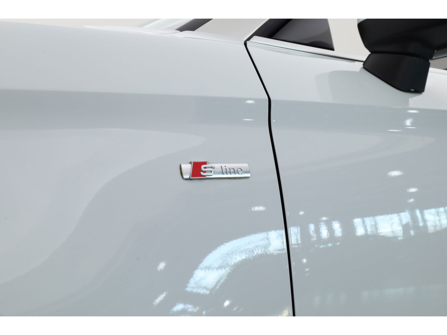 Audi A3 Cabriolet 1.5 TFSI CoD Design S-Line | Digi. Dashboard | B&O audio | Apple CarPlay | Stoelverw. | Adapt. Cruise | Camera | Keyless