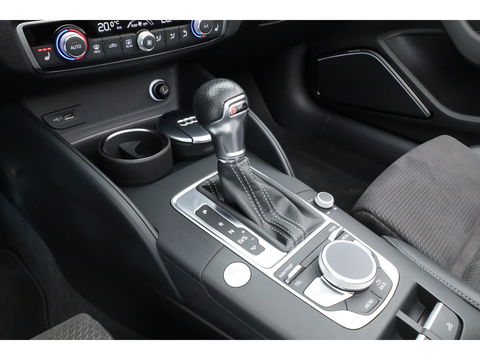 Audi A3 Cabriolet 1.5 TFSI CoD Design S-Line | Digi. Dashboard | B&O audio | Apple CarPlay | Stoelverw. | Adapt. Cruise | Camera | Keyless