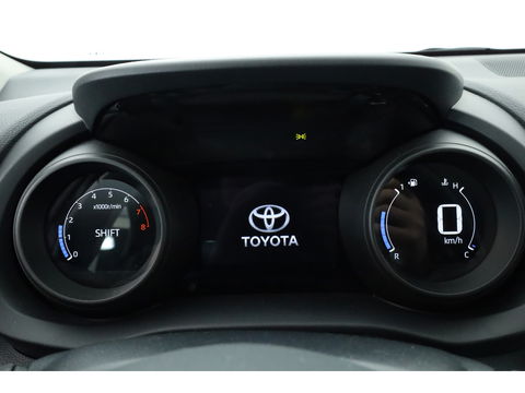 Toyota Yaris 1.5 VVT-i Dynamic | Navi by Apple CarPlay | Camera | Keyless | Adapt. Cruise | Airco | LED |