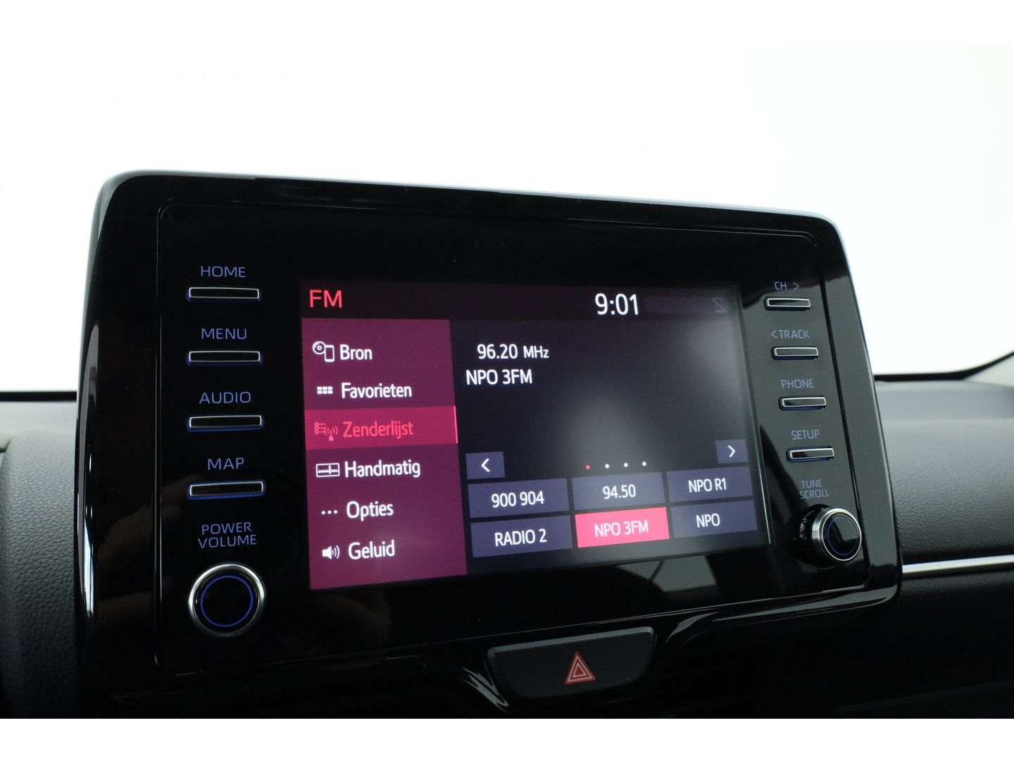 Toyota Yaris 1.5 VVT-i Dynamic | Navi by Apple CarPlay | Camera | Keyless | Adapt. Cruise | Airco | LED |