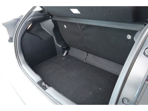 Toyota Yaris 1.5 VVT-i Dynamic | Navi by Apple CarPlay | Camera | Keyless | Adapt. Cruise | Airco | LED |