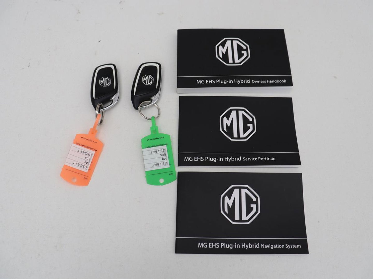 MG EHS 1.5 TGDI PHEV Comfort | SOH 96% | Origineel NL | Leder | Adaptive cruise | Stoelverwarming | Carplay | Camera | Digital Cockpit | Navigatie | Keyless | Plug In