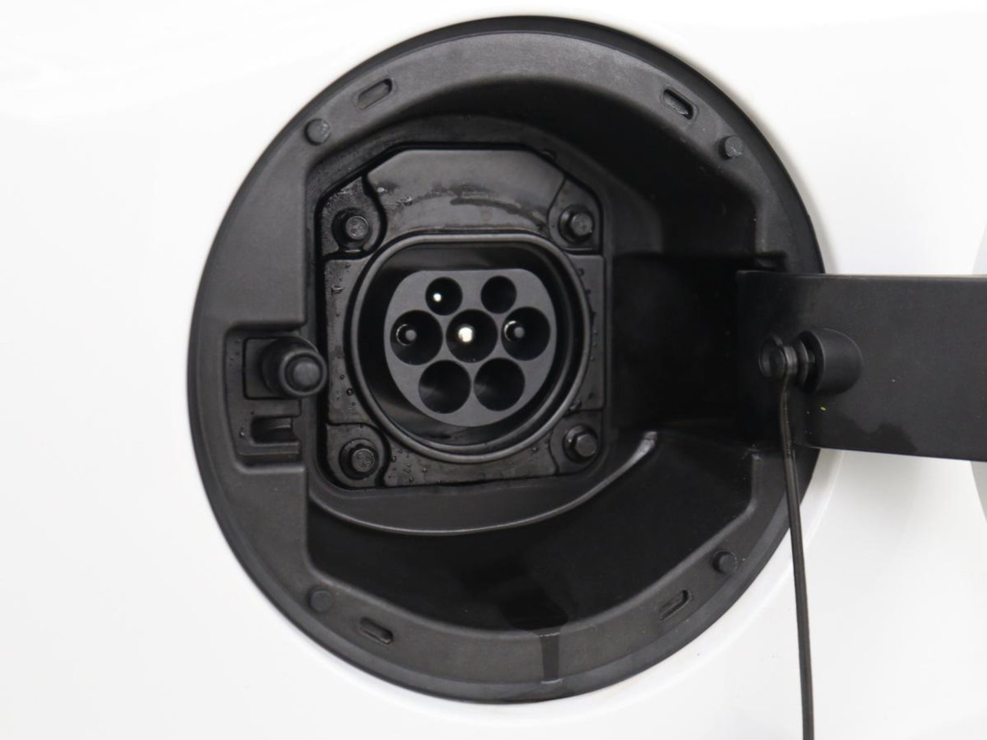 MG EHS 1.5 TGDI PHEV Comfort | SOH 96% | Origineel NL | Leder | Adaptive cruise | Stoelverwarming | Carplay | Camera | Digital Cockpit | Navigatie | Keyless | Plug In