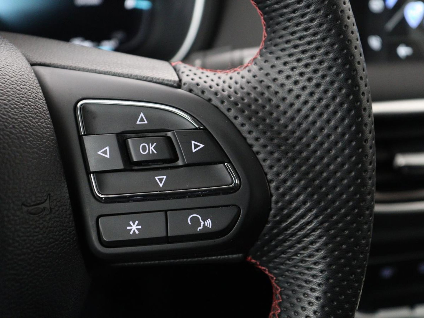 MG EHS 1.5 TGDI PHEV Comfort | SOH 96% | Origineel NL | Leder | Adaptive cruise | Stoelverwarming | Carplay | Camera | Digital Cockpit | Navigatie | Keyless | Plug In