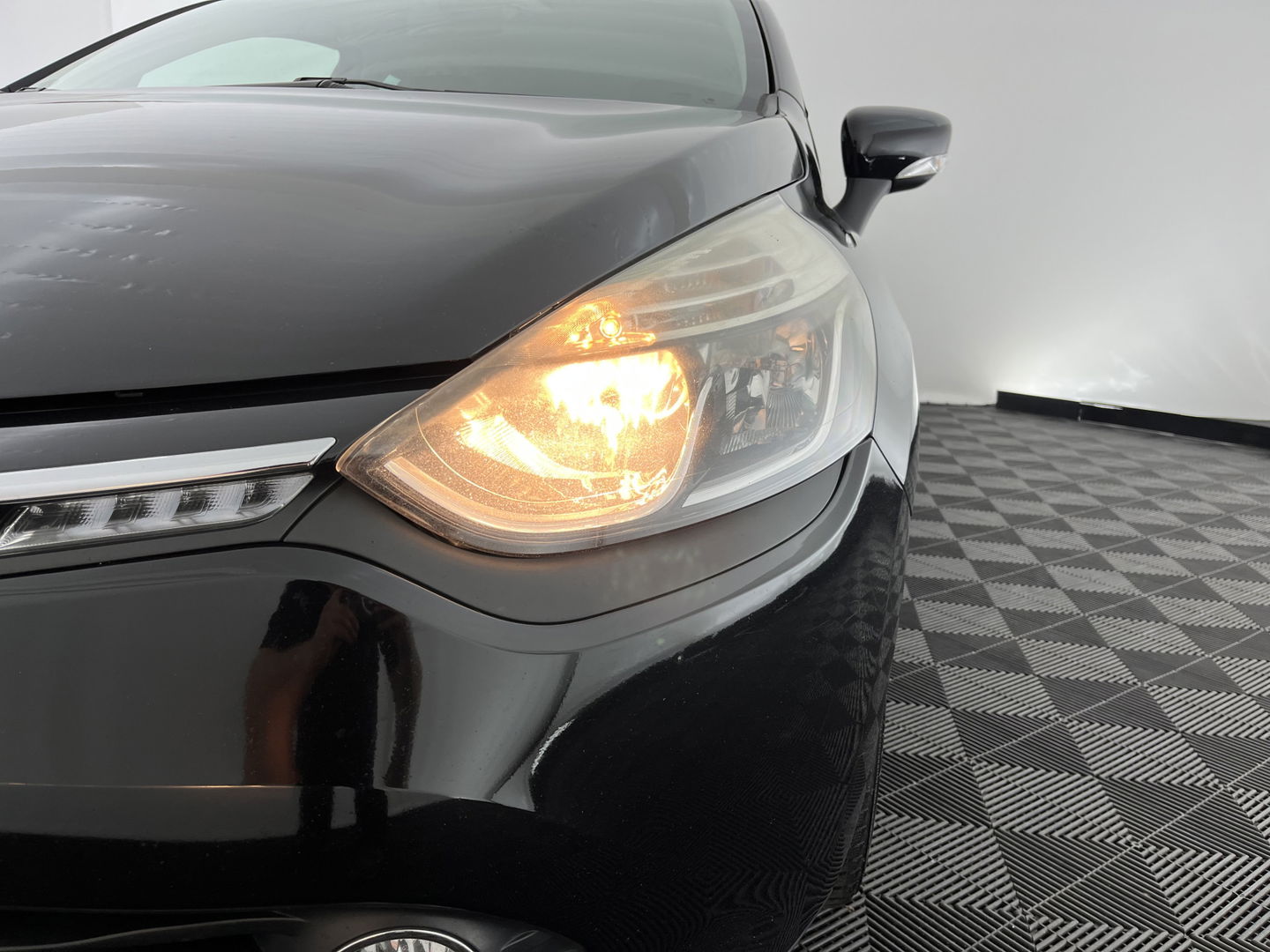 Renault Clio Estate 1.5 dCi ECO Dynamique *NAVI-FULLMAP | AIRCO | CRUISE | KEYLESS | COMFORT-SEATS | BASS-REFLEX-AUDIO | 16"ALU*