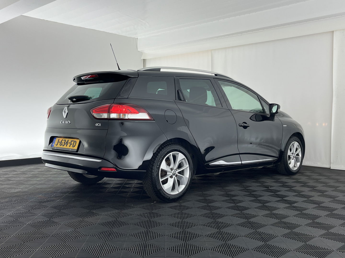 Renault Clio Estate 1.5 dCi ECO Dynamique *NAVI-FULLMAP | AIRCO | CRUISE | KEYLESS | COMFORT-SEATS | BASS-REFLEX-AUDIO | 16"ALU*