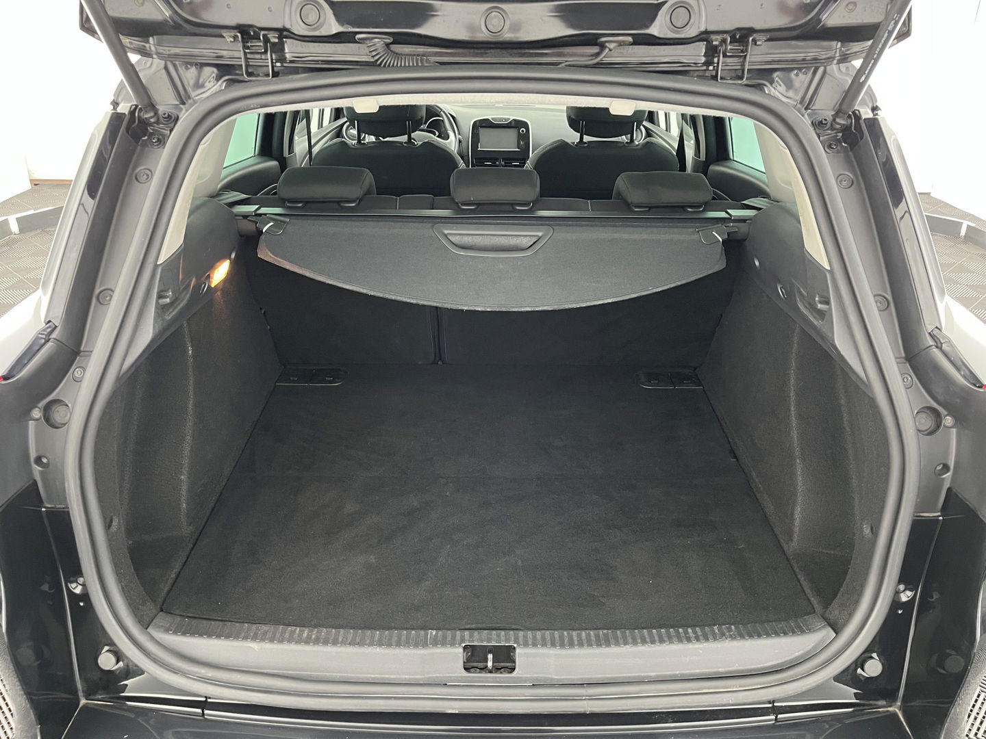 Renault Clio Estate 1.5 dCi ECO Dynamique *NAVI-FULLMAP | AIRCO | CRUISE | KEYLESS | COMFORT-SEATS | BASS-REFLEX-AUDIO | 16"ALU*