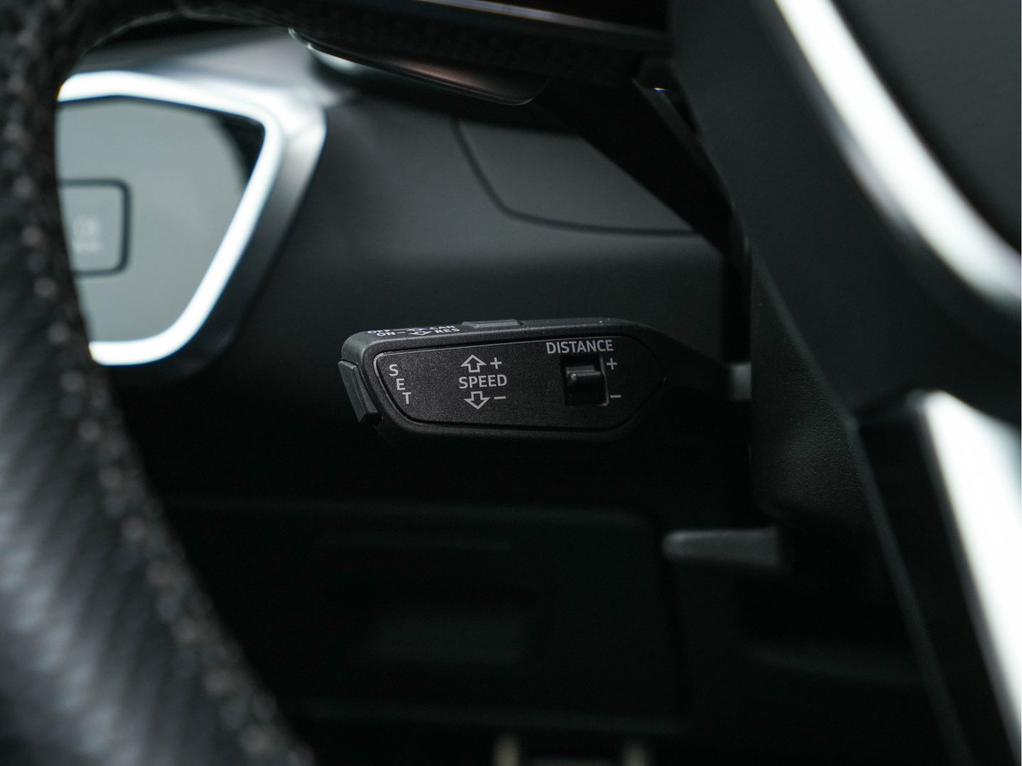 Audi S6 Limousine TDI Quattro Black Edition Aut. *PANO | LEATHER | BANG&OLUFSEN-AUDIO | MATRIX-LED | DIGI-COCKPIT | HEAD-UP | SPORTSEATS | BLINDSPOT | LANE-ASSIST | MEMORY-PACK | AIRSUSPENSION | ADAPT.CRUISE | NAVI-FULLMAP | ...