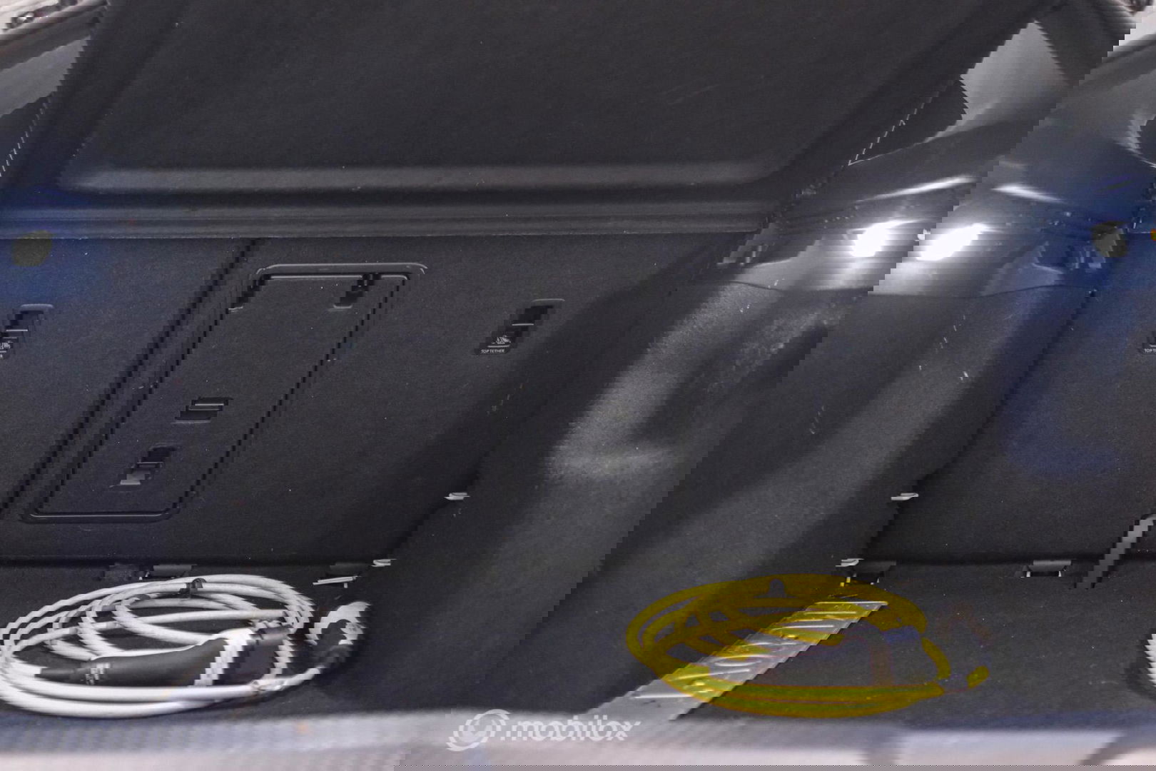 Volkswagen ID.4 Pro 77 kWh | 2023 | Trekhaak | NL auto NAP | Stoelverwarming | Alcantara | Ambiance |