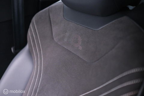 Volkswagen ID.4 Pro 77 kWh | 2023 | Trekhaak | NL auto NAP | Stoelverwarming | Alcantara | Ambiance |