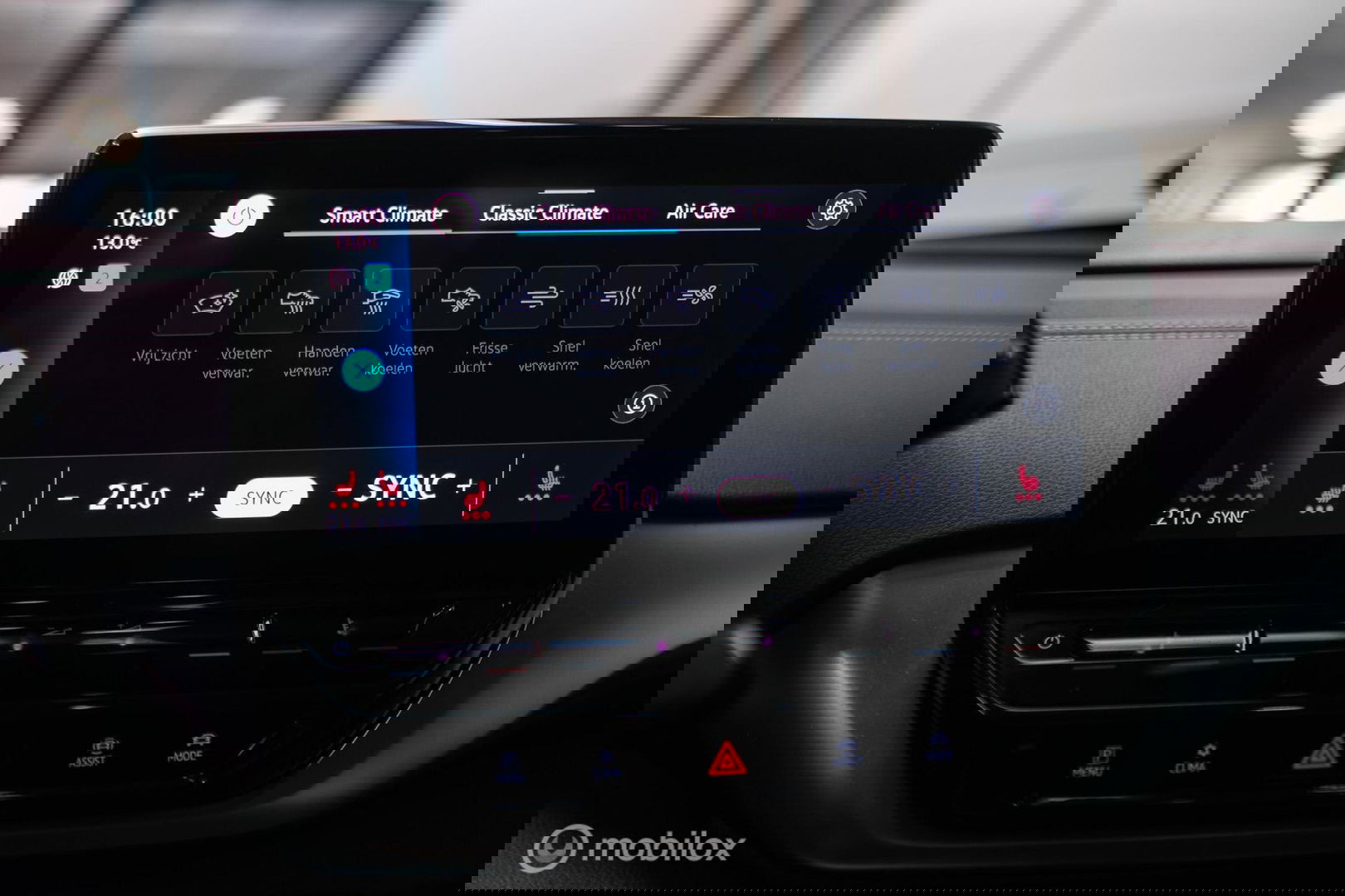 Volkswagen ID.4 Pro 77 kWh | 2023 | Trekhaak | NL auto NAP | Stoelverwarming | Alcantara | Ambiance |