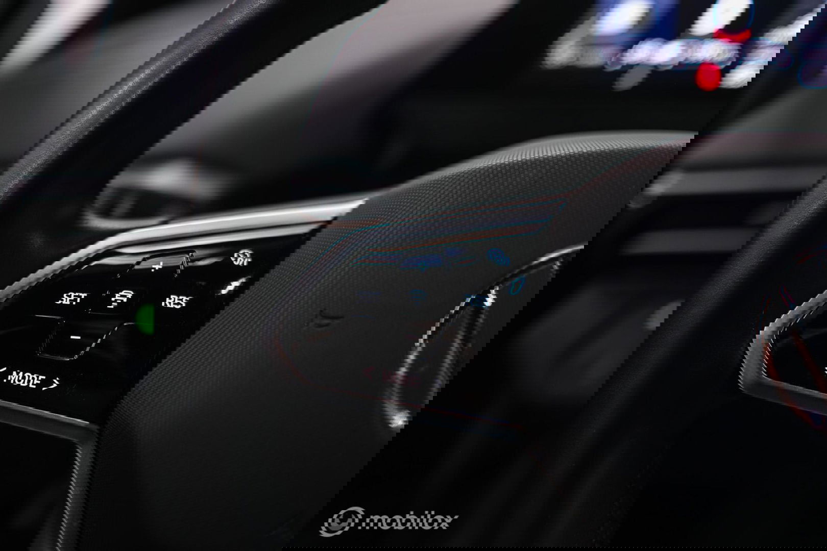 Volkswagen ID.4 Pro 77 kWh | 2023 | Trekhaak | NL auto NAP | Stoelverwarming | Alcantara | Ambiance |