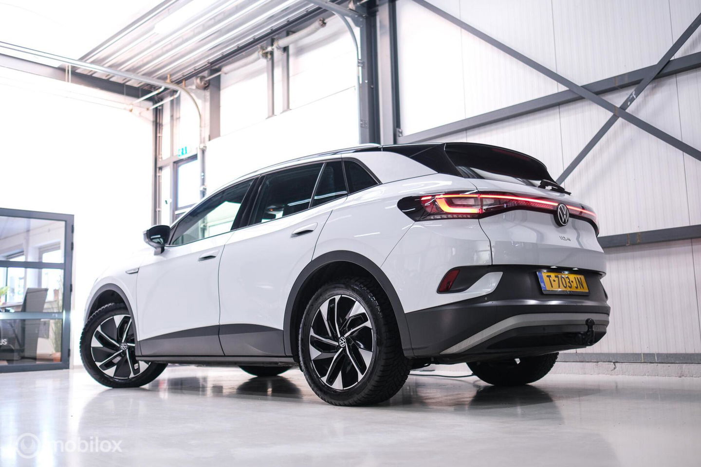 Volkswagen ID.4 Pro 77 kWh | 2023 | Trekhaak | NL auto NAP | Stoelverwarming | Alcantara | Ambiance |