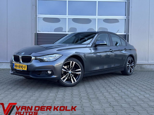BMW 3 Serie - 318i Executive Automaat | Navigatie | Climate | Cruise | Sensoren