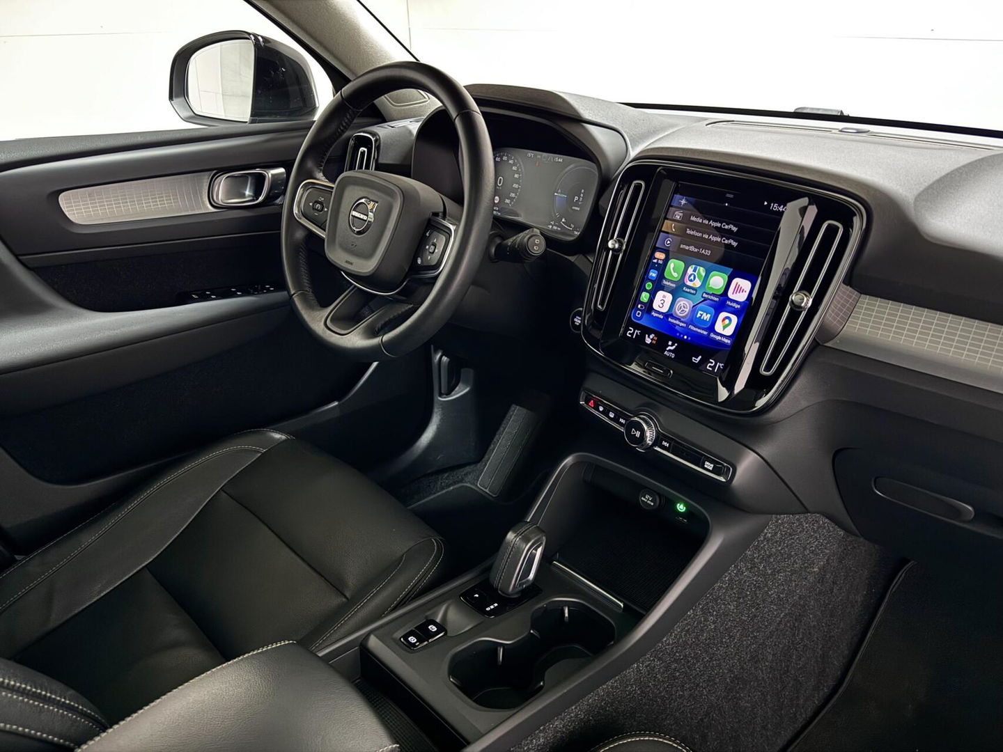 Volvo XC40 1.5 T5 Recharge R-Design Pano Leer Camera Cruise Carplay