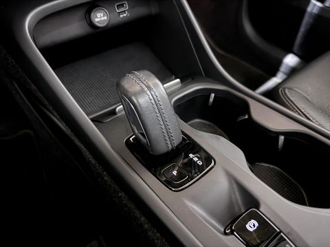 Volvo XC40 1.5 T5 Recharge R-Design Pano Leer Camera Cruise Carplay