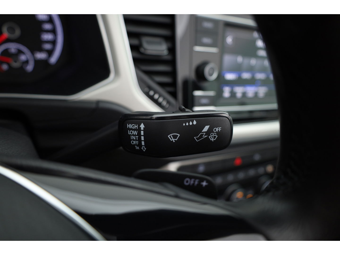 Volkswagen T-Roc Cabrio 1.5 TSI Style DSG | Apple CarPlay & Android Auto | Stoelverw | Adapt. Cruise | PDC V+A