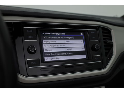 Volkswagen T-Roc Cabrio 1.5 TSI Style DSG | Apple CarPlay & Android Auto | Stoelverw | Adapt. Cruise | PDC V+A