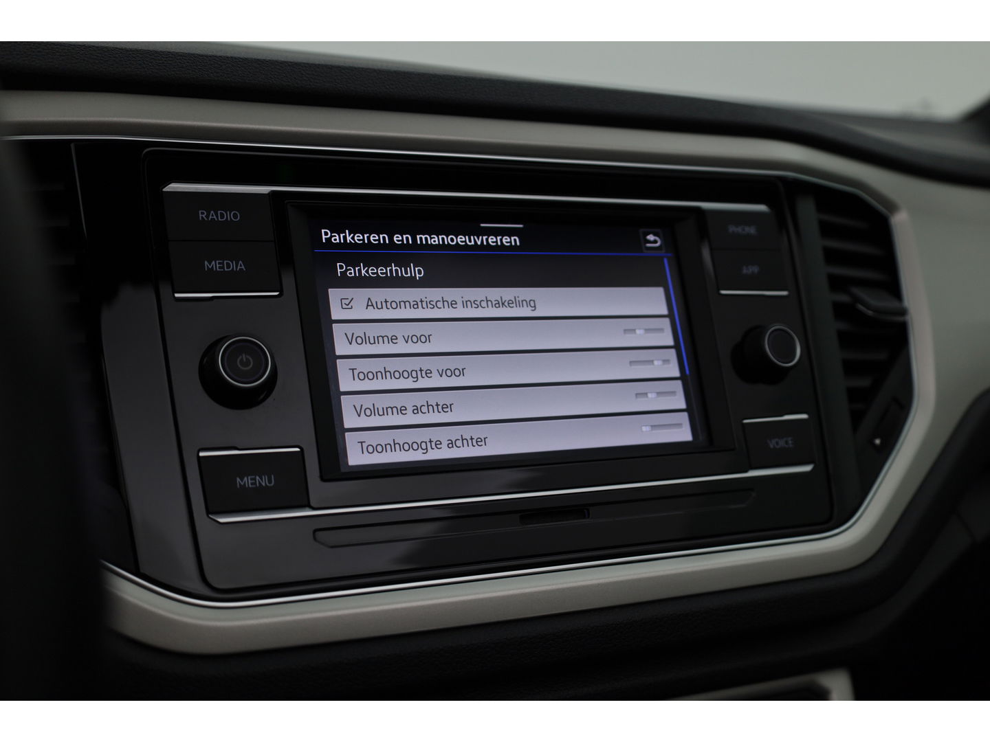 Volkswagen T-Roc Cabrio 1.5 TSI Style DSG | Apple CarPlay & Android Auto | Stoelverw | Adapt. Cruise | PDC V+A