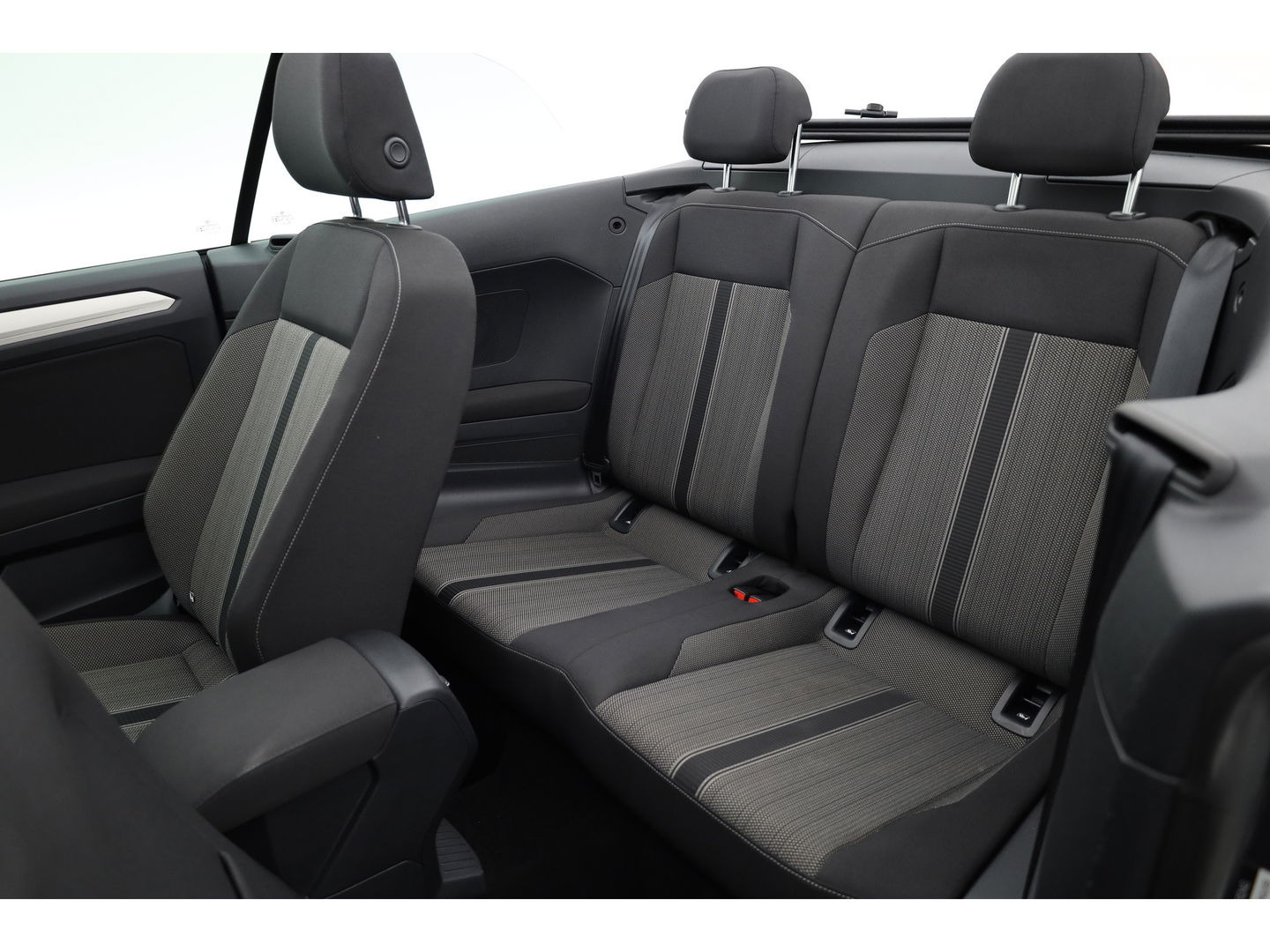 Volkswagen T-Roc Cabrio 1.5 TSI Style DSG | Apple CarPlay & Android Auto | Stoelverw | Adapt. Cruise | PDC V+A