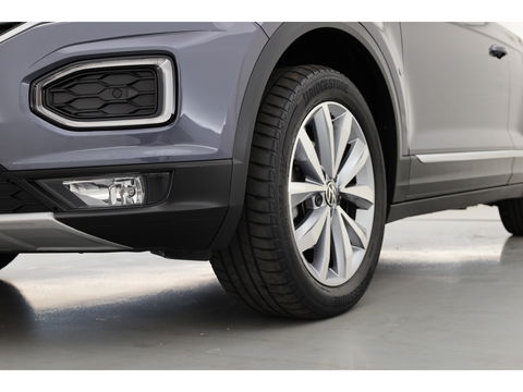 Volkswagen T-Roc Cabrio 1.5 TSI Style DSG | Apple CarPlay & Android Auto | Stoelverw | Adapt. Cruise | PDC V+A