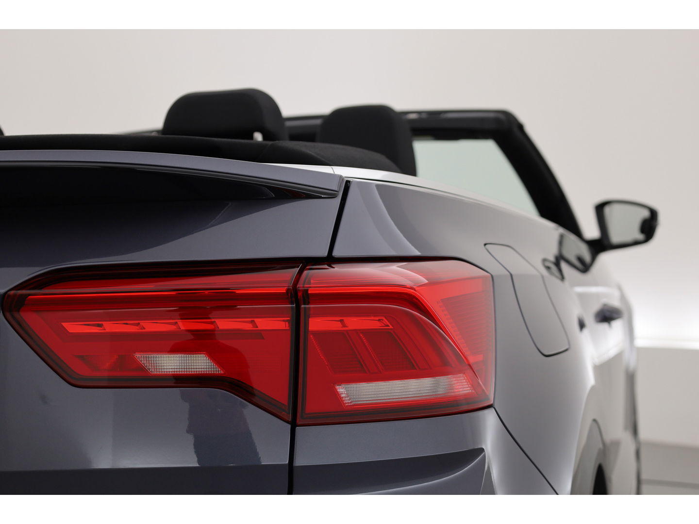 Volkswagen T-Roc Cabrio 1.5 TSI Style DSG | Apple CarPlay & Android Auto | Stoelverw | Adapt. Cruise | PDC V+A