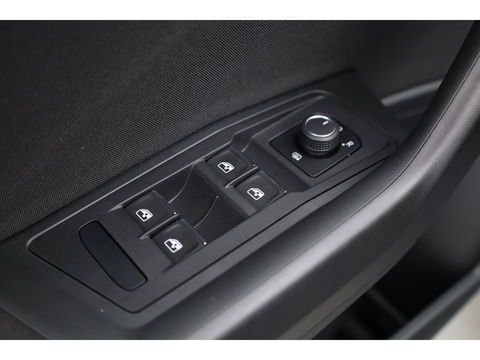 Volkswagen T-Roc Cabrio 1.5 TSI Style DSG | Apple CarPlay & Android Auto | Stoelverw | Adapt. Cruise | PDC V+A