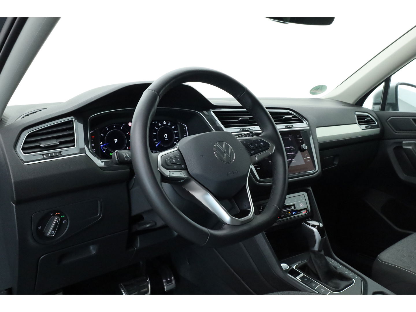 Volkswagen Tiguan Allspace 1.5 TSI DSG | Camera | Elek. Trekhaak | Stoel- Stuurverw. | Keyless | Adapt. Cruise | CarPlay |